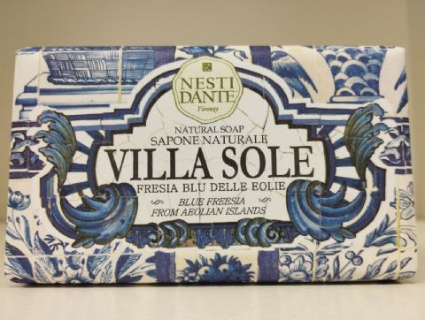 Seife Nesti Dante Villa Sole Fresia blu delle Eolie